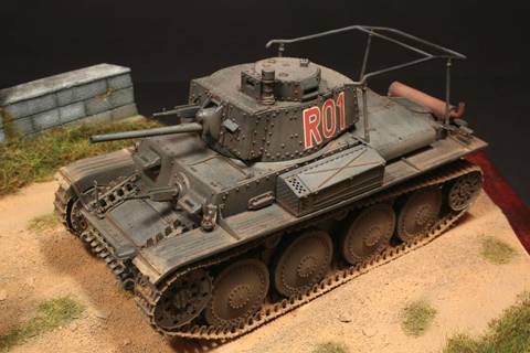 Peque&ntilde;o diorama en el que la atenci&oacute;n recae sobre dos conductores de un Pz.BfWg 38(t) Ausf.G 