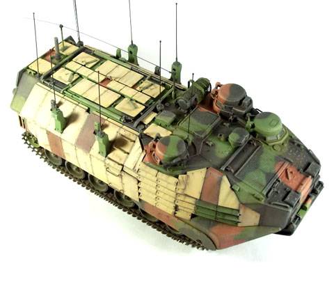 Vehiculo AACV7-A1 Command.  
