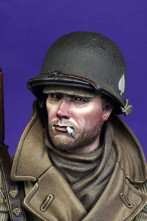 Busto de la Casa de miniaturas Young Miniatures, esculpido por Hiroyuki Ishi a escala 1/6