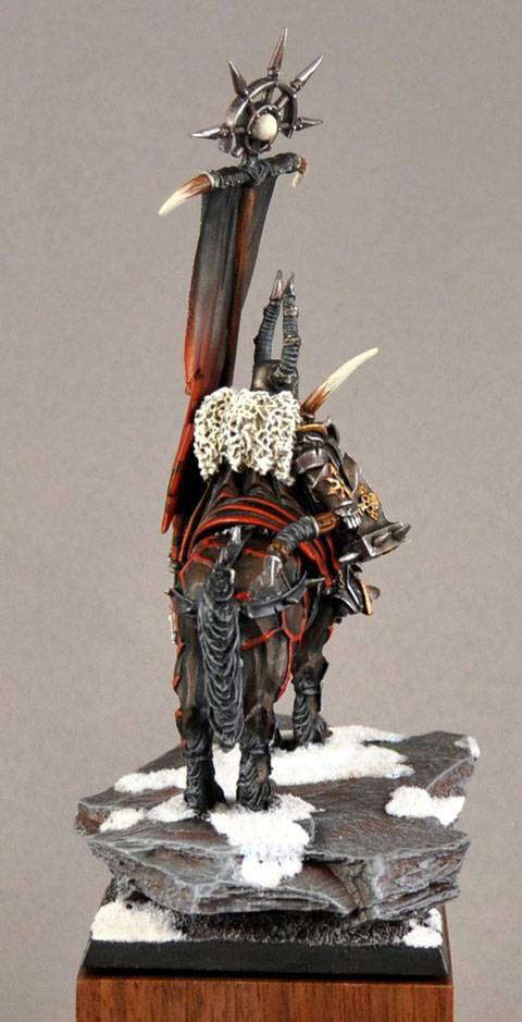 Miniatura esculpida por Mike Anderson de un Caballero del Caos