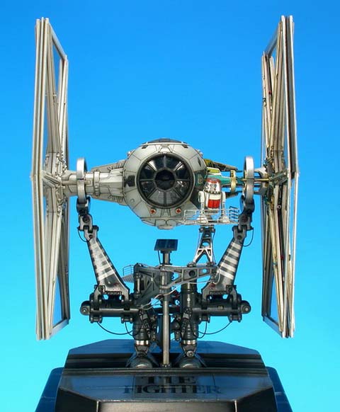 Tie Fighter Imperial - Star Wars - Escala 1/72