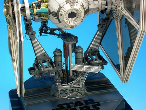Tie Fighter Imperial - Star Wars - Escala 1/72