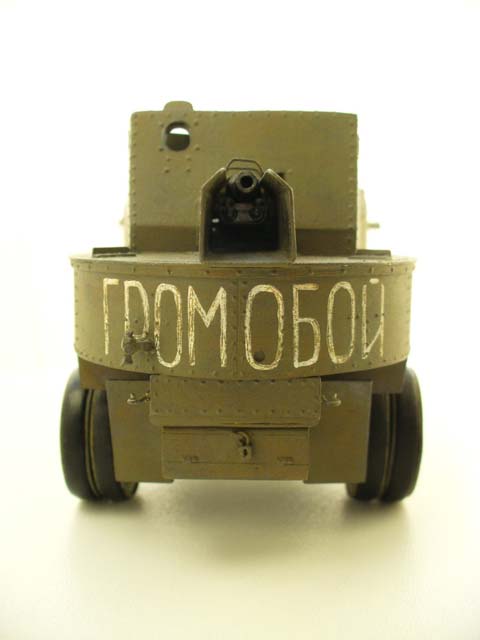 Auto Blindado Modelo "Garford" 1915 - Escala: 1/35