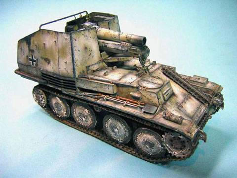 Artilleria Autopropulsada Grille M Sd.Kfz.138/1.