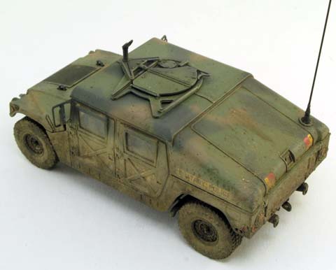 Vehiculo 4x4 Humvee de la Policia Militar - Escala 1/48