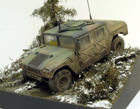Vehiculo 4x4 Humvee de la Policia Militar - Escala 1/48
