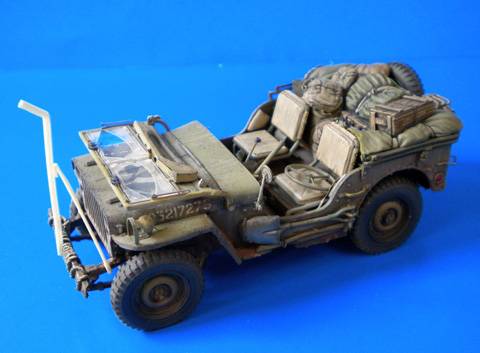 Maqueta a escala 1/35 de un Jeep Willy perteneciente al ejercito de los Estados Unidos
