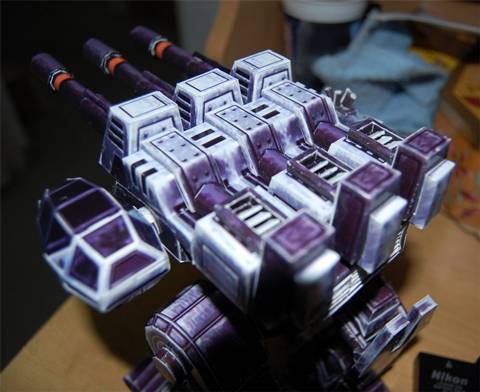 Los Juggernauts son robots caminantes con un gran poder de artiller&iacute;a de largo alcance  utilizados por los GDI.