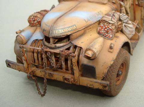 Cami&oacute;n Chevrolet del  LRDG en el Desierto - Escala 1/35