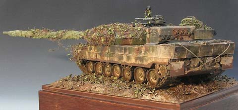 Carro de Combate Aleman Leopard 2A6 Camuflado - Escala 1/35