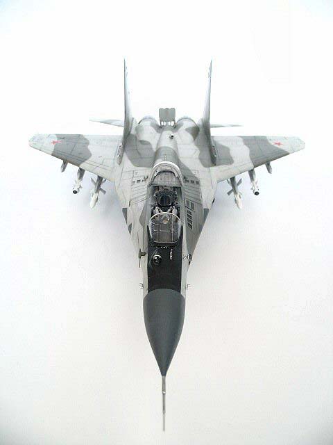 MiG-29 Fulcrum - Escala 1/48