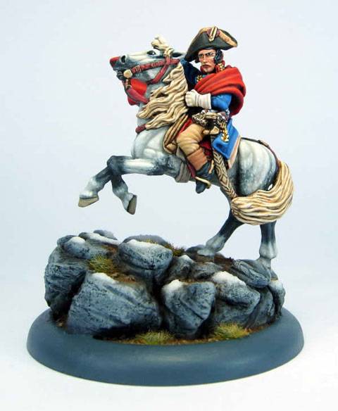 Figura de Napoleon cruzando los Alpes de la casa de miniaturas Wargames Foundry a escala 28 mm.