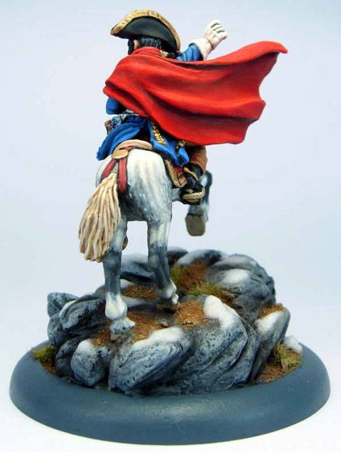 Figura de Napoleon cruzando los Alpes de la casa de miniaturas Wargames Foundry a escala 28 mm.