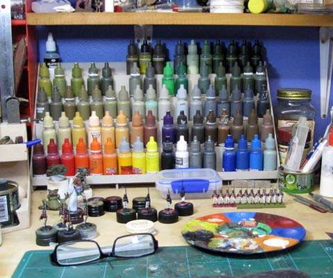 Organizadores de Sobremesa de Botes de Pintura. Organizadores de Sobremesa de Botes de Pintura.