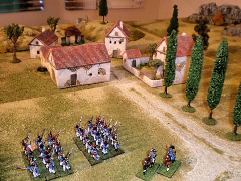 General franc&eacute;s desestima el abrigo del pueblo