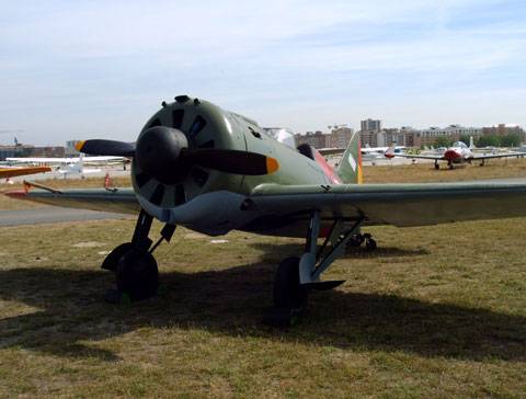 Polikarpov I-16