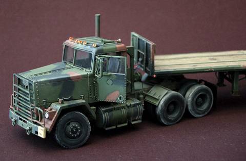 Cabeza Tractora M915A1 con Semiremolque M872 US Army. 