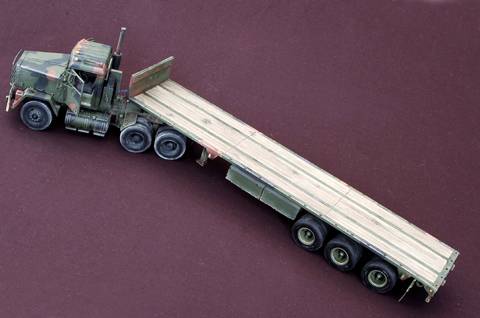 Cabeza Tractora M915A1 con Semiremolque M872 US Army. 