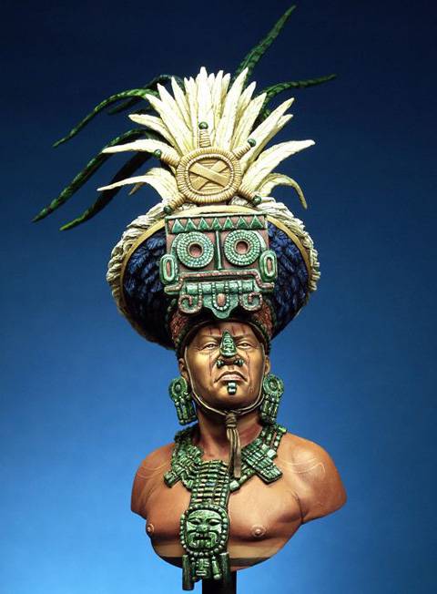 Busto Sacerdote Maya - 200 mm.  