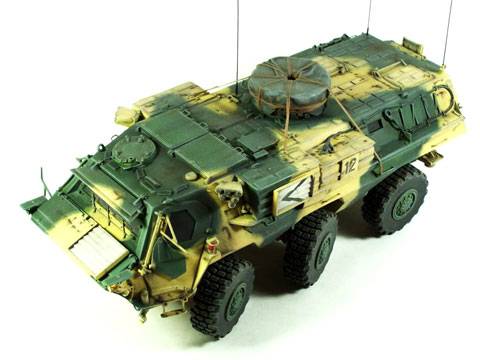 Fuchs TPz1 Britanico - Vehiculo de Reconocimiento en la OIF.  