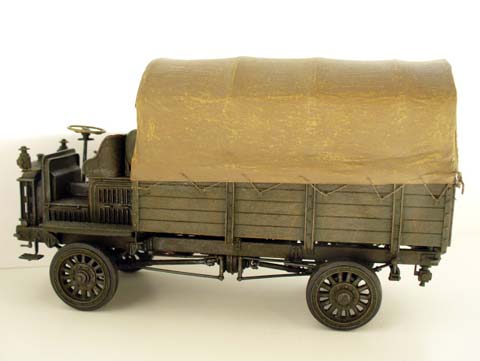 Truck FWD 3 ton 1917 - Escala: 1/35