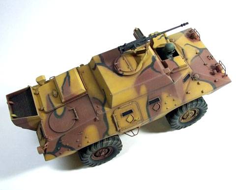 Representaci&oacute;n de la tanqueta Cadillac Cage V-150S &ldquo;Commando&rdquo; en su versi&oacute;n prototipo.