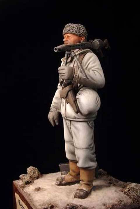 figura de un soldado alem&aacute;n ( servidor de ametralladra )en el frente - Foto 3