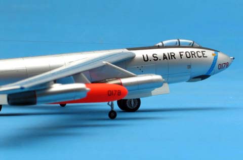 Bombardero B-47E Stratojet - Escala 1/144