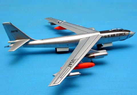 Bombardero B-47E Stratojet - Escala 1/144