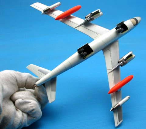 Bombardero B-47E Stratojet - Escala 1/144