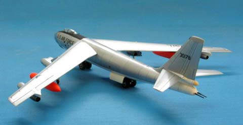 Bombardero B-47E Stratojet - Escala 1/144