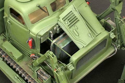 Vehiculo de Ingenieros Pesado BAT- M a escala 1:35