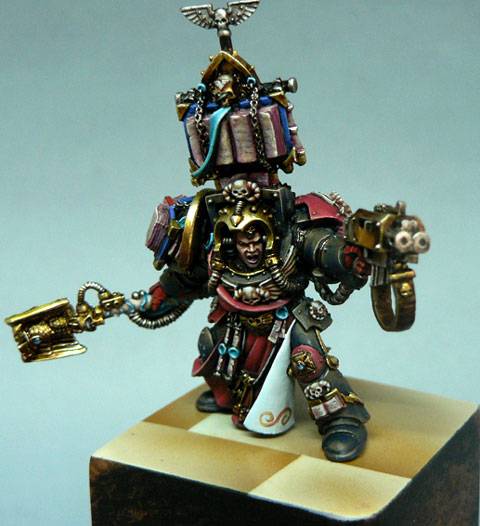 Bibliotecario Exterminador en 28 mm.