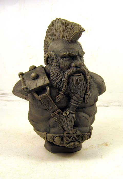 Busto Guerrero Enano con Cresta