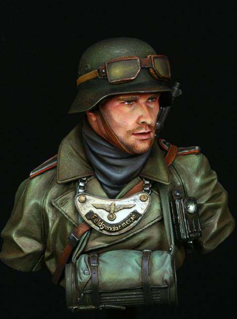 Busto German Feldgendarmerie.