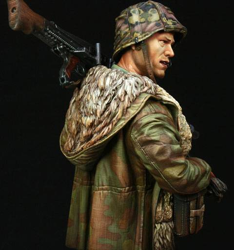 Busto Portador de MG-42 Waffen SS - Ardenas 1944. 