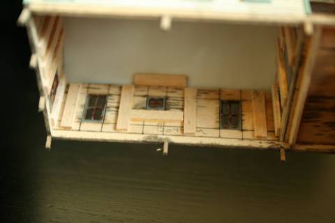 Construccion de un Barracon Minero con Porche - Scratchbuilding