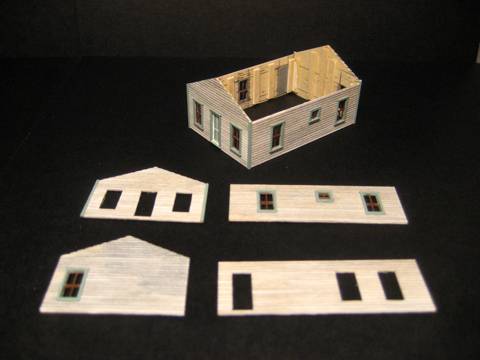 Construccion de un Barracon Minero con Porche - Scratchbuilding