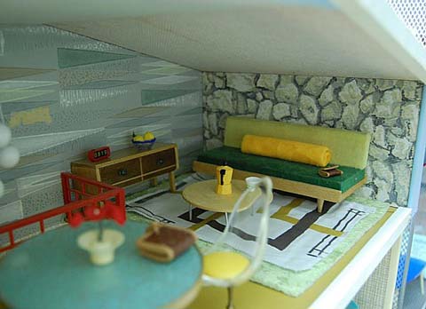 Casa de Mu&ntilde;ecas Moderna