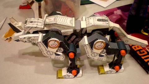 recortables de papel o cartulina del robot Command Wolf