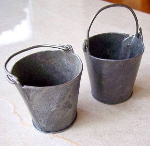 Paso a paso para construir un cubo de zinc a la escala que nosotro decidamos. 
