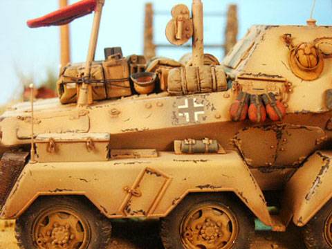 Diorama a escala 1/35 que representa a un grupo de soldados del Dak en el norte de Africa, descansando y reponiendo fuerzas en un Oasis.
