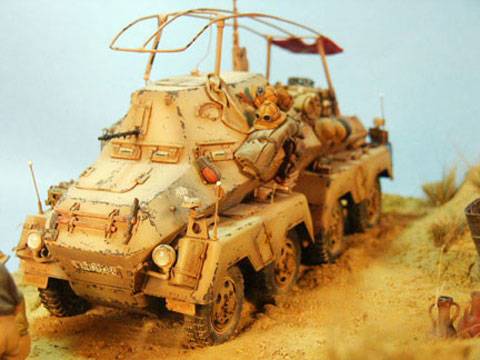 Diorama a escala 1/35 que representa a un grupo de soldados del Dak en el norte de Africa, descansando y reponiendo fuerzas en un Oasis.