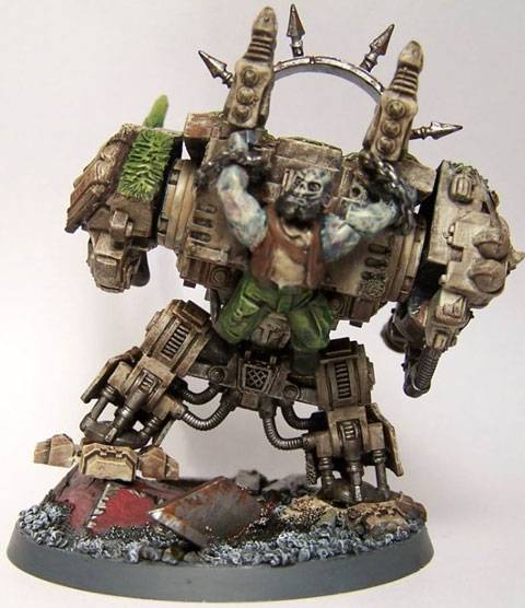 Dreadnought Black de Asalto en combate. 