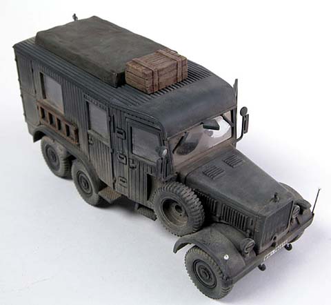 Camion Diesel Radio Mac - Escala 1/72.