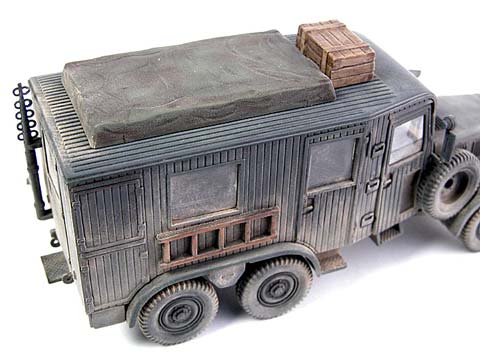 Camion Diesel Radio Mac - Escala 1/72.