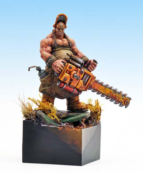Figura en resina a escala de 30mm. de la casa de miniaturas, Miniature Factory, representando a Uncle Meat, el carnicero de la sierra mec&aacute;nica