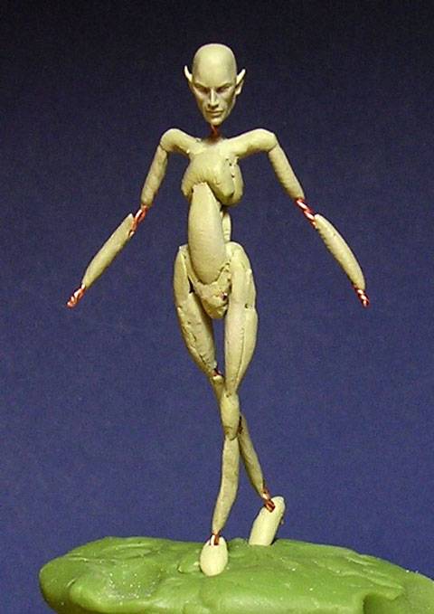 Figura de un Elfo modelado con masillas Milliput y Duro - Paso 1 Figura de un Elfo modelado con masillas Milliput y Duro - Paso 1
