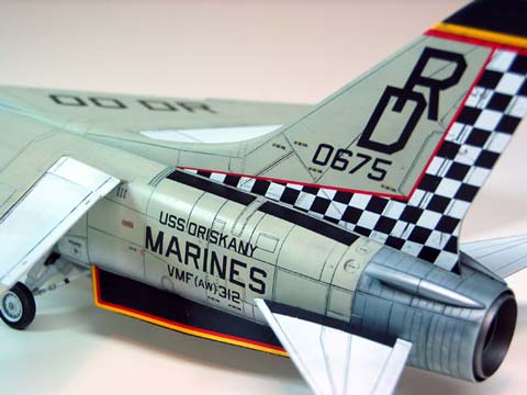 Vought F-8E Crusader - Escala 1/48