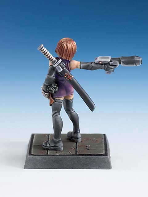 Asesina Future Widow - Escala 33mm.  